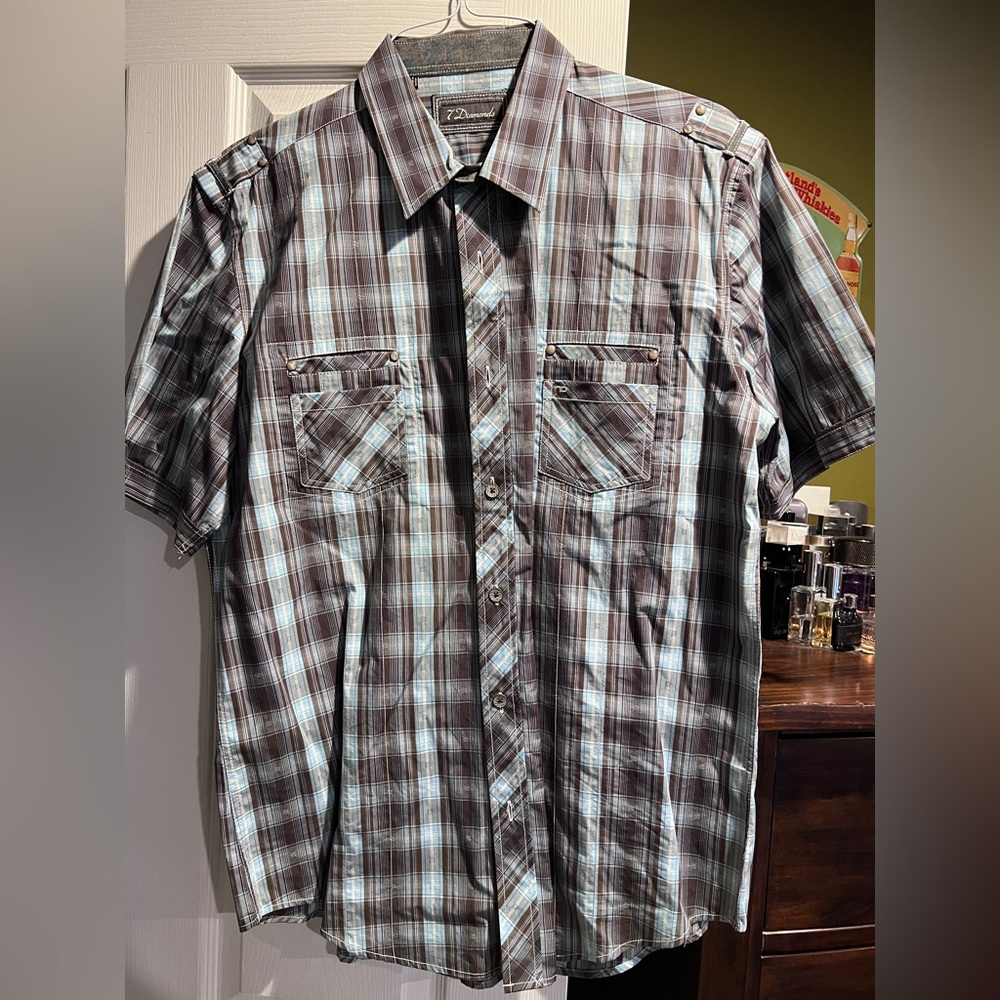 NWOT 7 Diamonds Brown Casual Button Down Shirt
